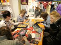 Презентация Vista Artista, Love2Art, Kinotti, Stilsy материалы и инструменты для художественных работ, канцелярия для дома и офиса