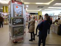 Выставка творческих работ и детских рисунков