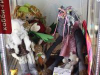 Выставка творческих работ и детских рисунков