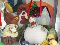 Выставка творческих работ и детских рисунков