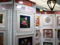 Выставка творческих работ и детских рисунков