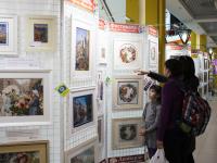 Выставка творческих работ и детских рисунков